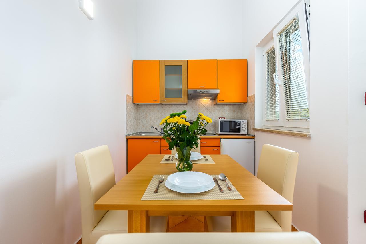 Nada Apartment *