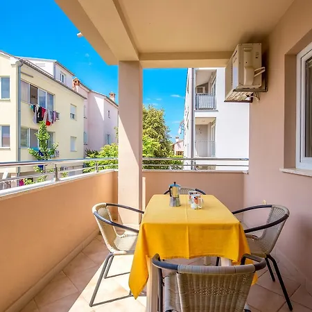 Apartments Nada Rovinj Exterior photo
