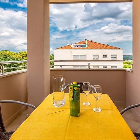 Apartments Nada Rovinj Exterior photo