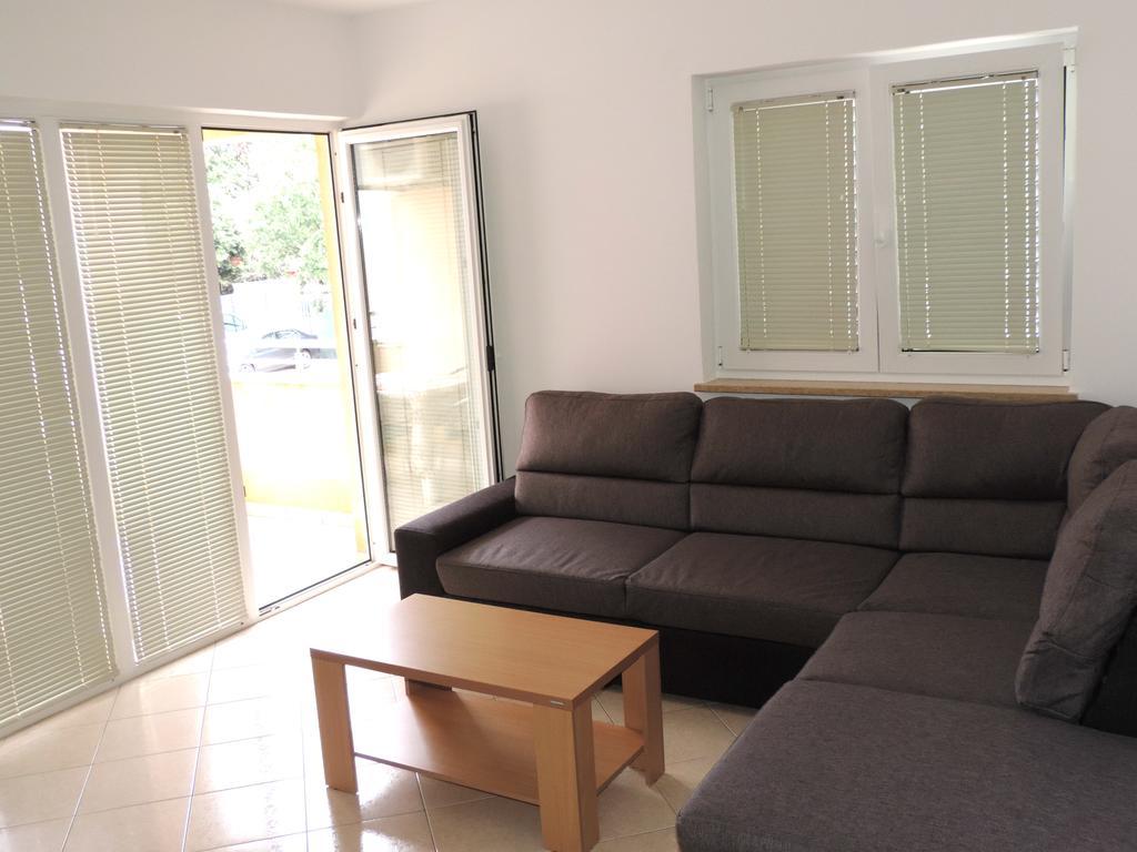 Apartment Nada *